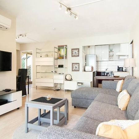 Elegant Apt W/2 Terraces/Mins To Beach & Shops Antibes Exteriér fotografie